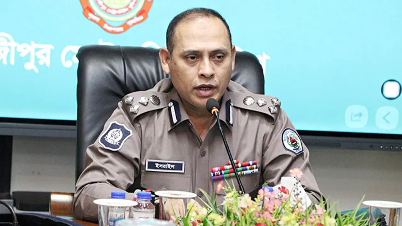 গাজীপুর মহানগর পুলিশের নতুন কমিশনারের দায়িত্ব গ্রহণ